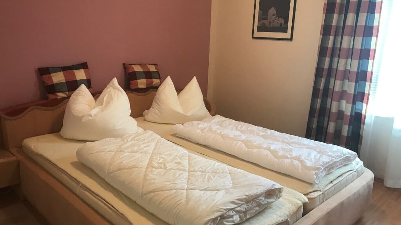 App-23-SchlR-1 App-23-SchlR-1